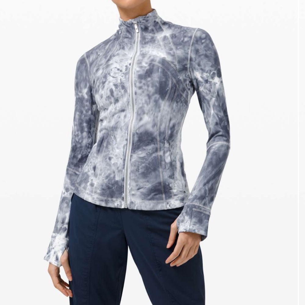 Lululemon Define Jacket Luxtreme *Marble Dye
Marble Dye Classic Navy